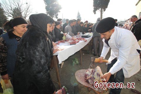 Qazaxda keçirilən Novruz yarmarkasında böyük qələbəlik var -