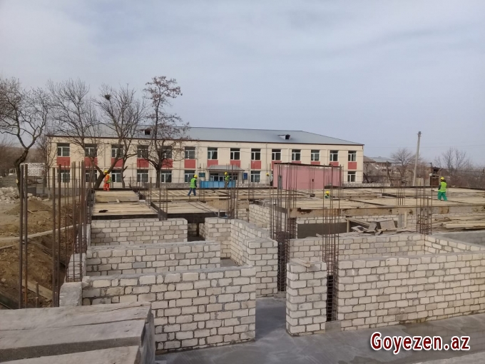 Qaymaqlı kənd tam orta məktəb üçün tikilən yeni binanın hörgü işlərinə başlanılıb