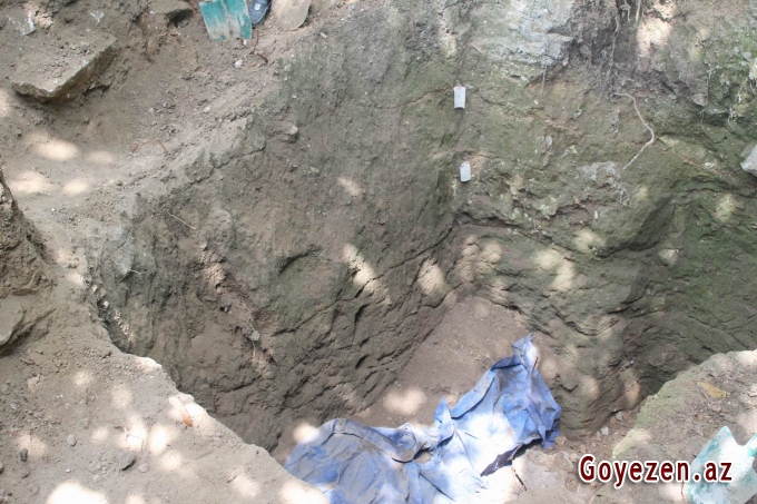 İcra Başçısı Damcılı mağara düşərgəsində aparılan arxeoloji qazıntılarla tanış olub
