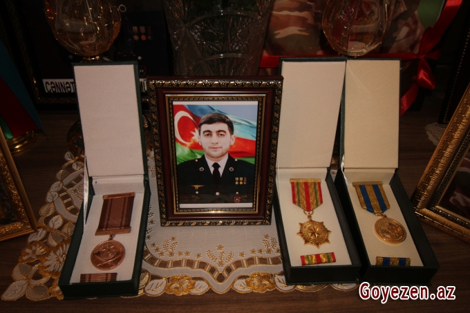 Bu gün ölümündən sonra göstərdiyi igidliyə görə üç medalla təltif olunan şəhid Elfak Daşdəmirovun cənnətdəki doğum günüdür